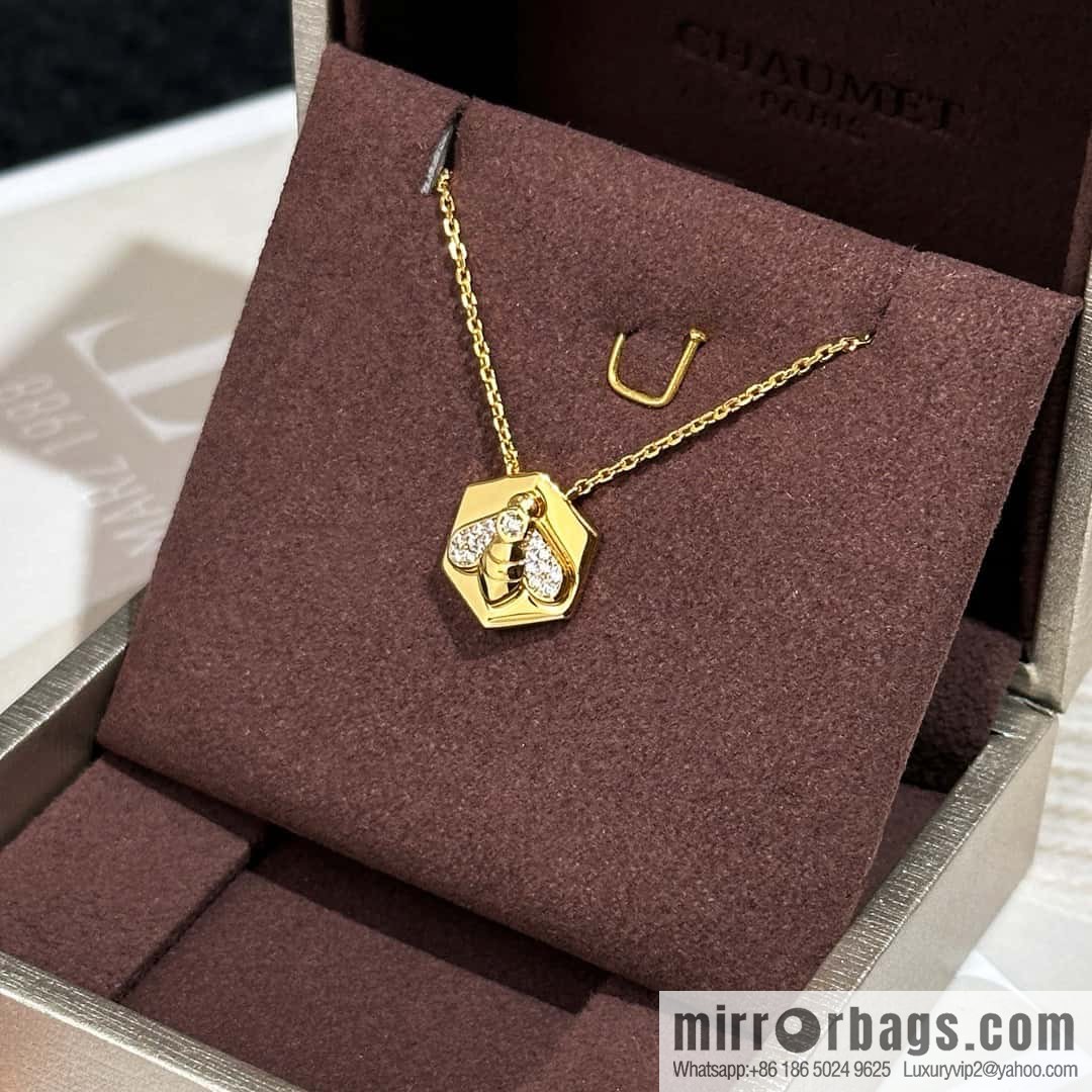 ❗️New ❗️ ☀️ Original A ☀️ Chaumet Paris CHAUMET New Bee Badge Necklace ☀️
