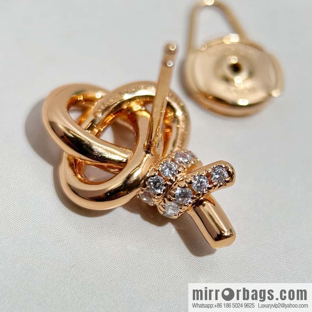 ❗️New ❗️ New ☑️ TIFFANY & Co. Woven full diamond key stud earrings