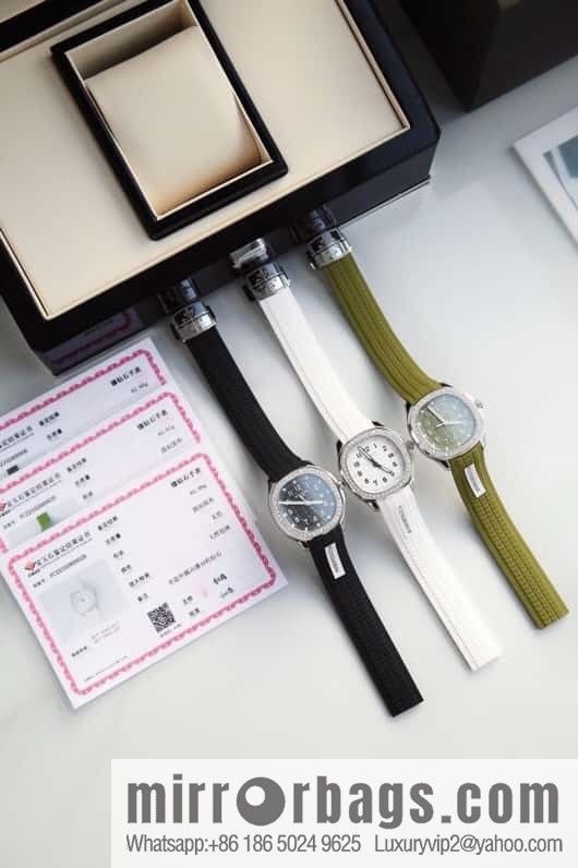 Exclusively launched, the new Patek Felix AQUANAUT series dial is inlaid with 48 vs2.0 real diamonds, about 1.2 carats, the original Swiss quartz movement, the watch size is 38mm