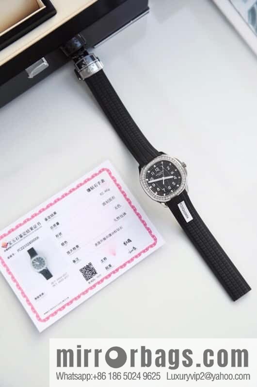 Exclusively launched, the new Patek Felix AQUANAUT series dial is inlaid with 48 vs2.0 real diamonds, about 1.2 carats, the original Swiss quartz movement, the watch size is 38mm