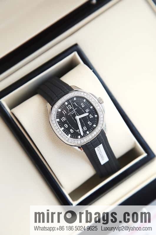 Exclusively launched, the new Patek Felix AQUANAUT series dial is inlaid with 48 vs2.0 real diamonds, about 1.2 carats, the original Swiss quartz movement, the watch size is 38mm