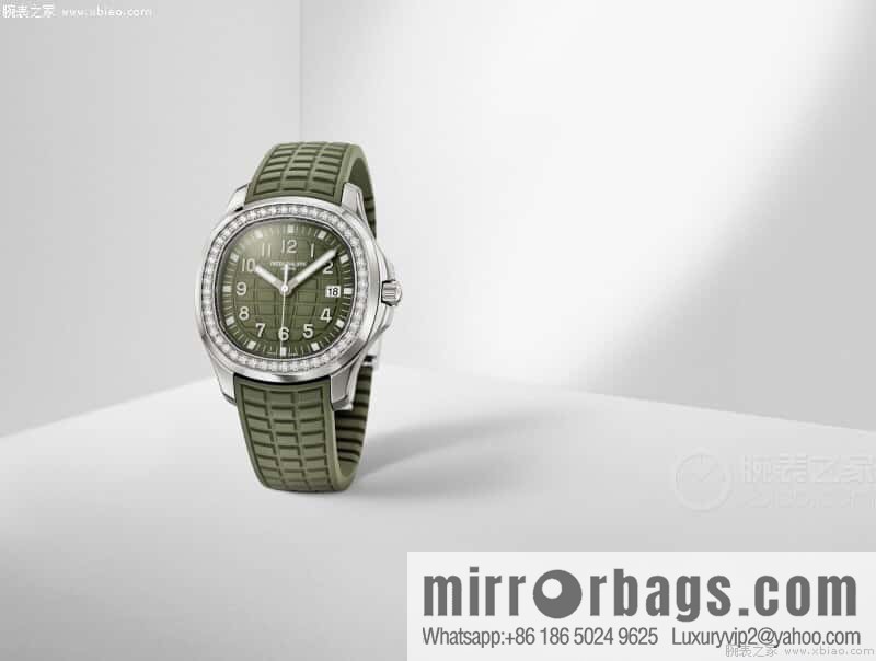 Exclusively launched, the new Patek Felix AQUANAUT series dial is inlaid with 48 vs2.0 real diamonds, about 1.2 carats, the original Swiss quartz movement, the watch size is 38mm