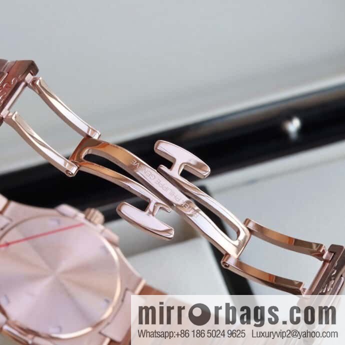 PP Nautilus 7010 series, the most beautiful Nautilus real diamond 32mm ultra-thin quartz women's watch