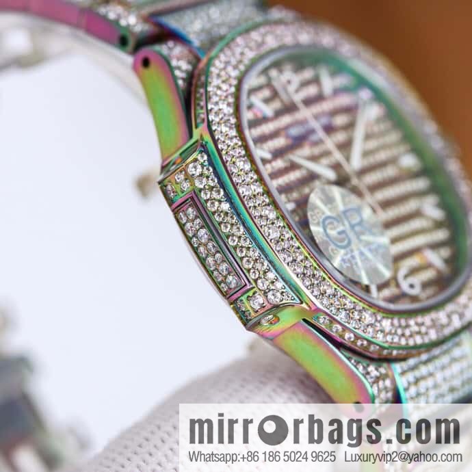 GR spends a lot of money to create a classic timepiece - Patek Philippe 7118 Ladies Nautilus, full of diamonds limited edition 324 S automatic integrated mechanical movement watch