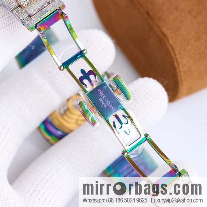 GR spends a lot of money to create a classic timepiece - Patek Philippe 7118 Ladies Nautilus, full of diamonds limited edition 324 S automatic integrated mechanical movement watch