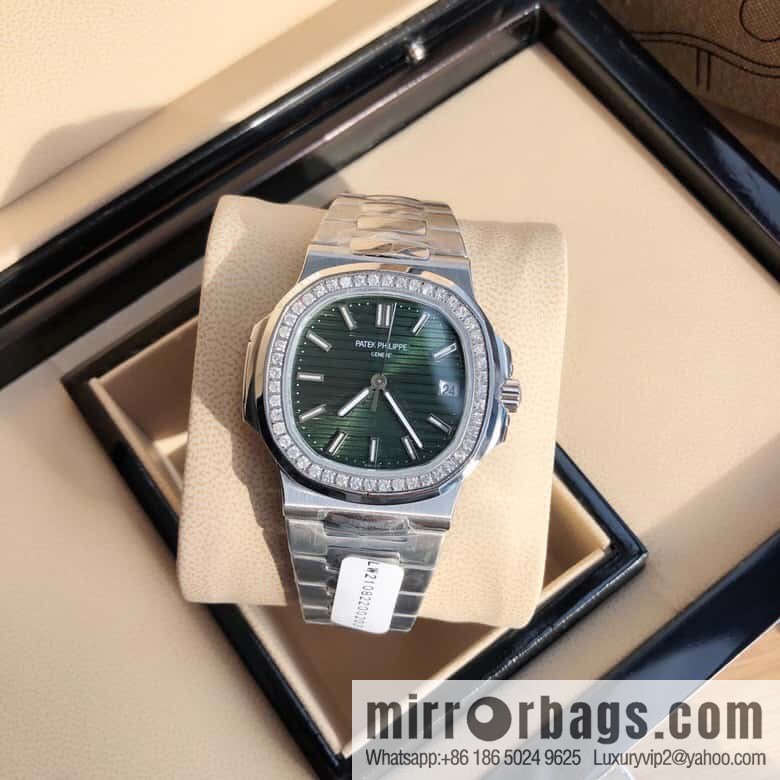 Patek Philippe 5711 Nautilus Cal.324 movement watch