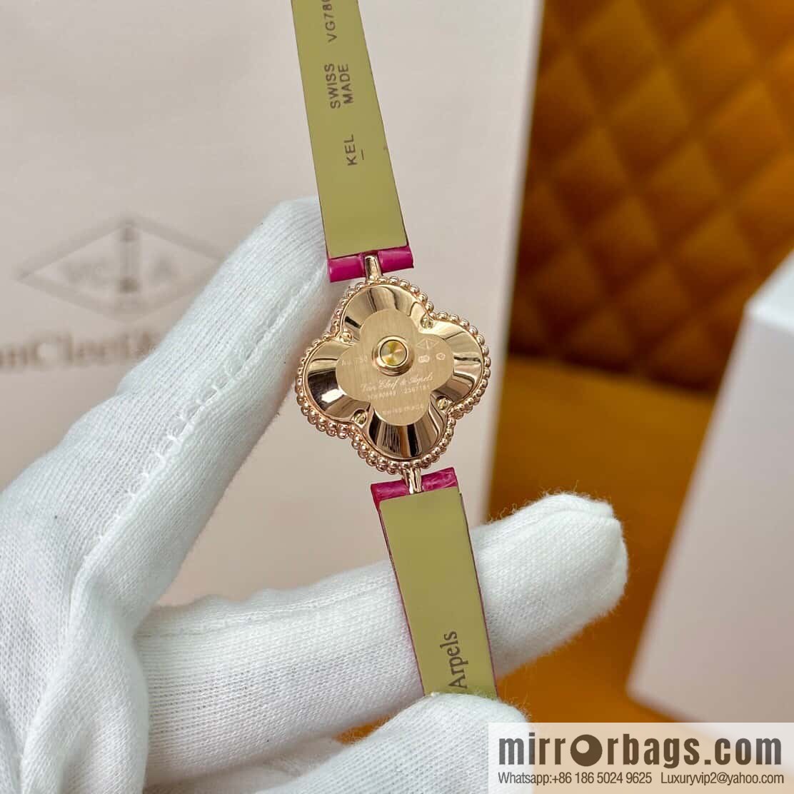 Van Cleef & Arpels ALHAMBRA series, model: VCARO8WSOO original Swiss quartz movement of the same model
