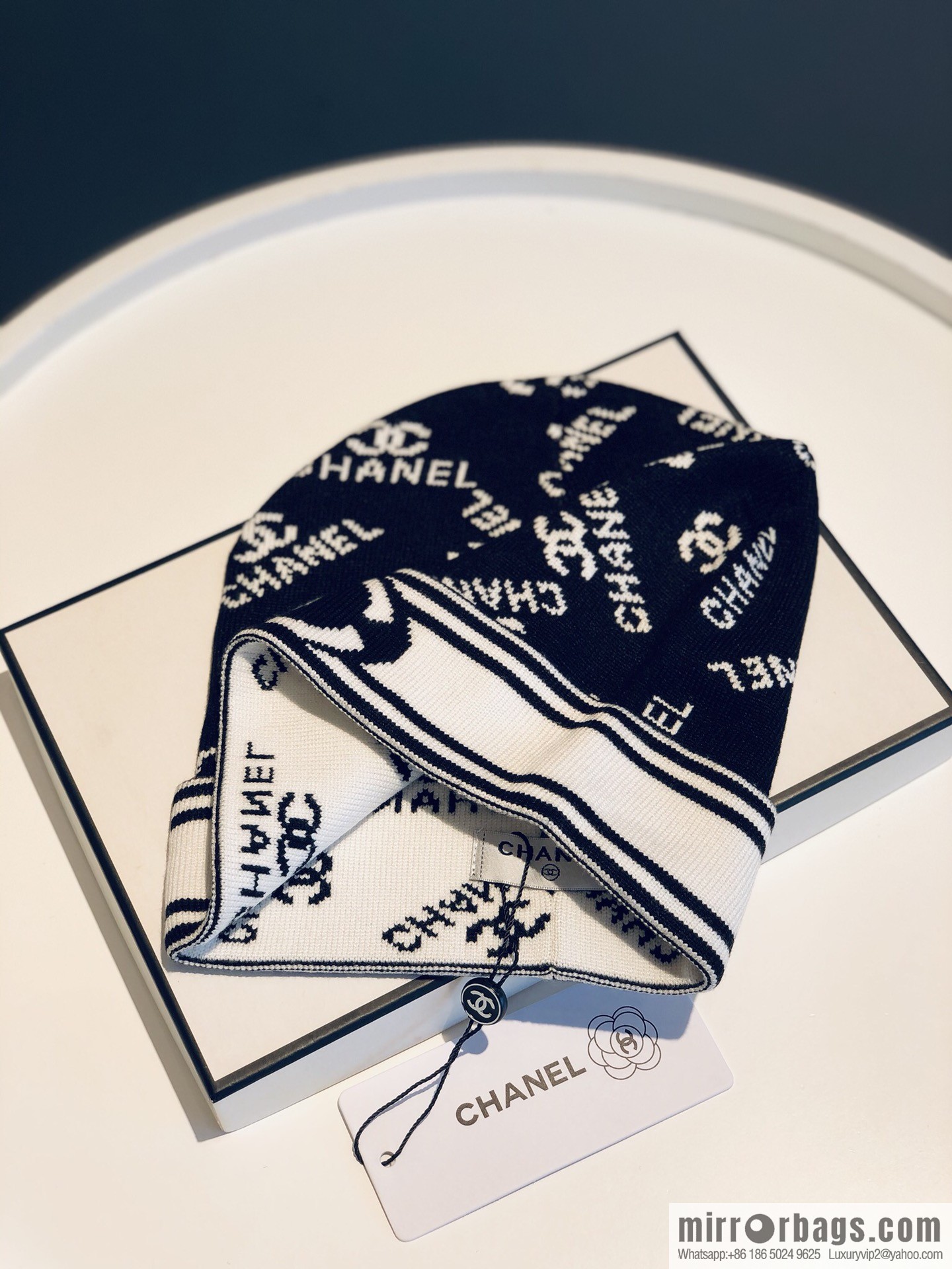 Chanel simple atmosphere Japanese wool knitted hat