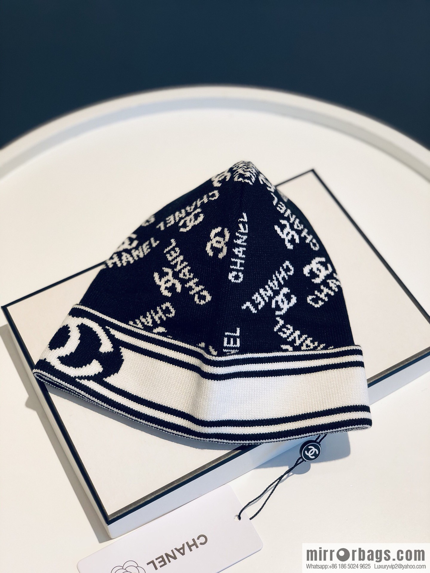 Chanel simple atmosphere Japanese wool knitted hat