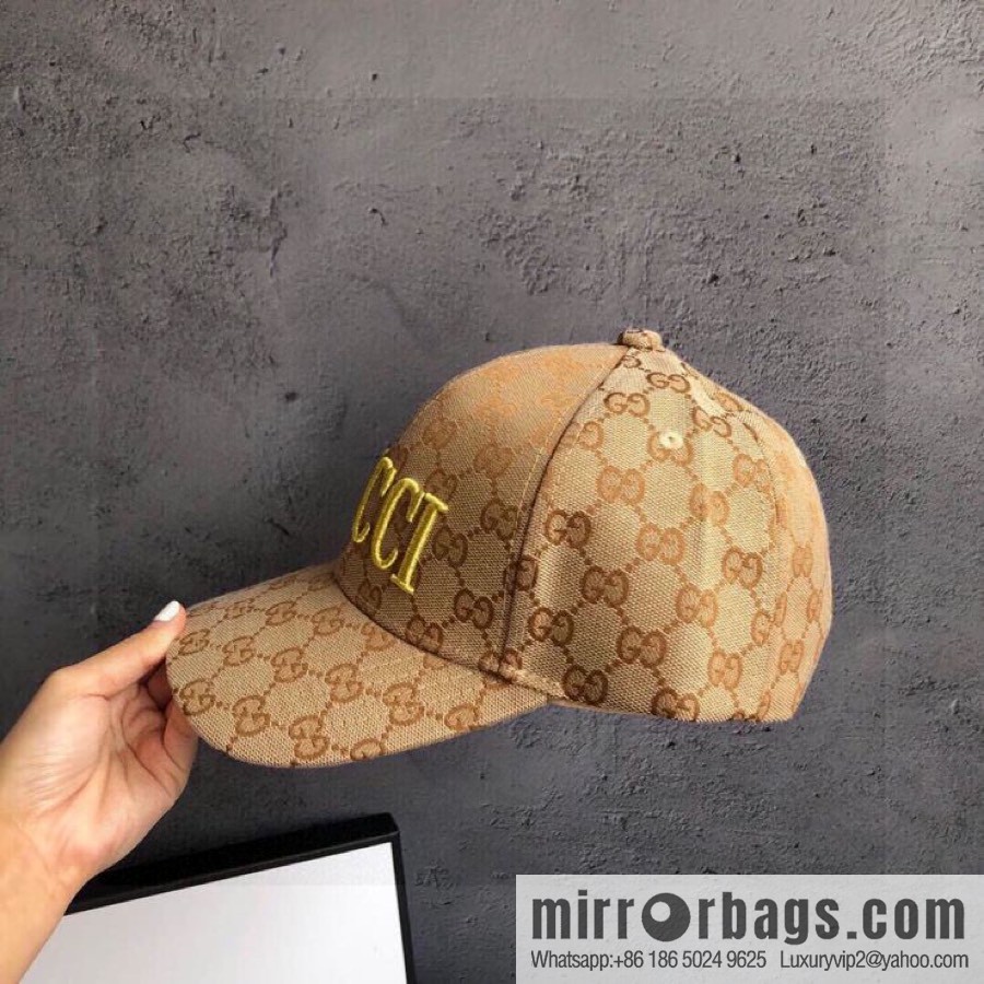 GUCCI Gucci simple atmosphere embroidered baseball cap