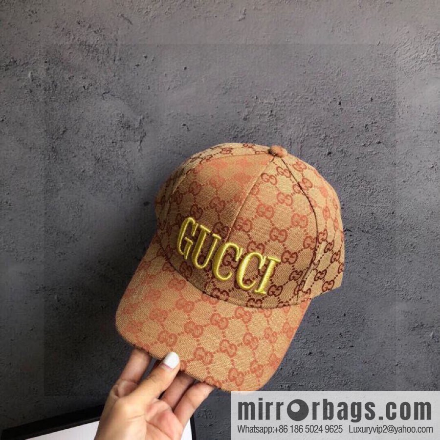 GUCCI Gucci simple atmosphere embroidered baseball cap