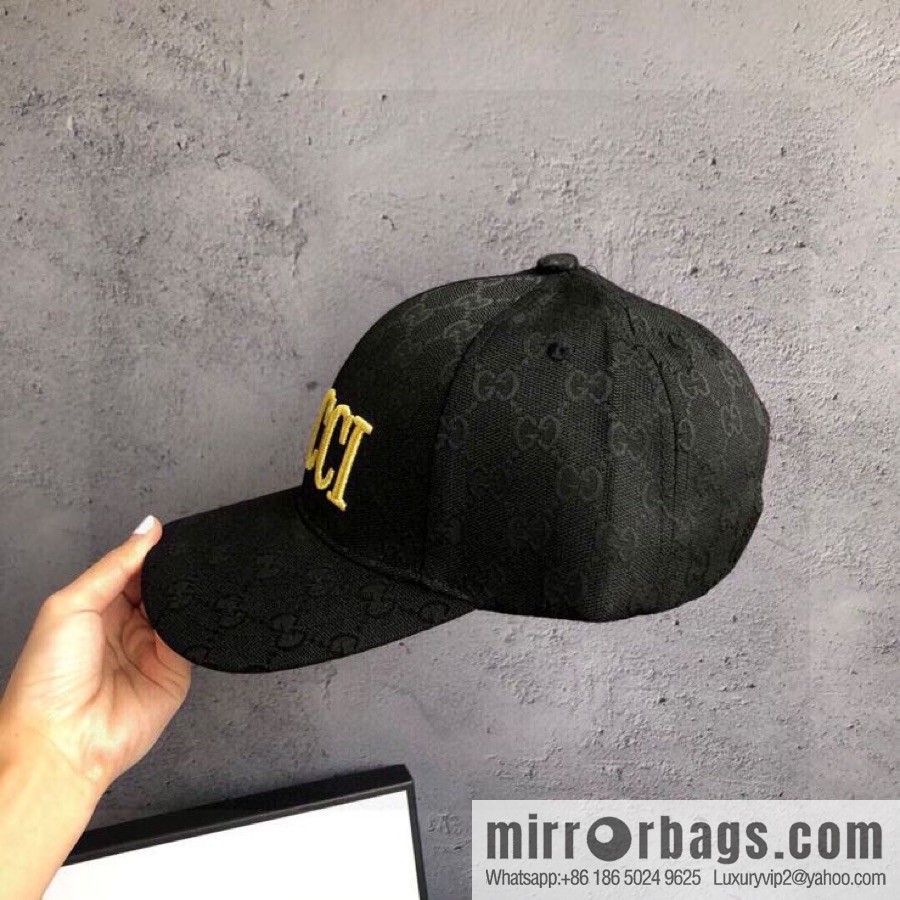 GUCCI Gucci simple atmosphere embroidered baseball cap