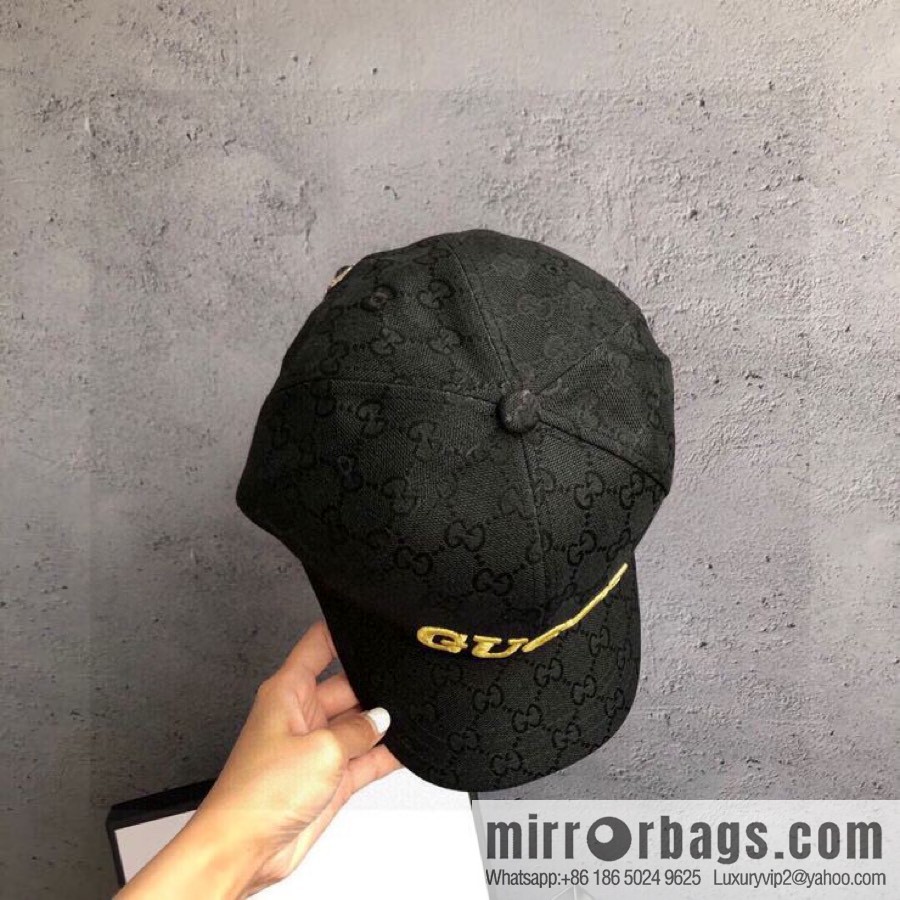 GUCCI Gucci simple atmosphere embroidered baseball cap
