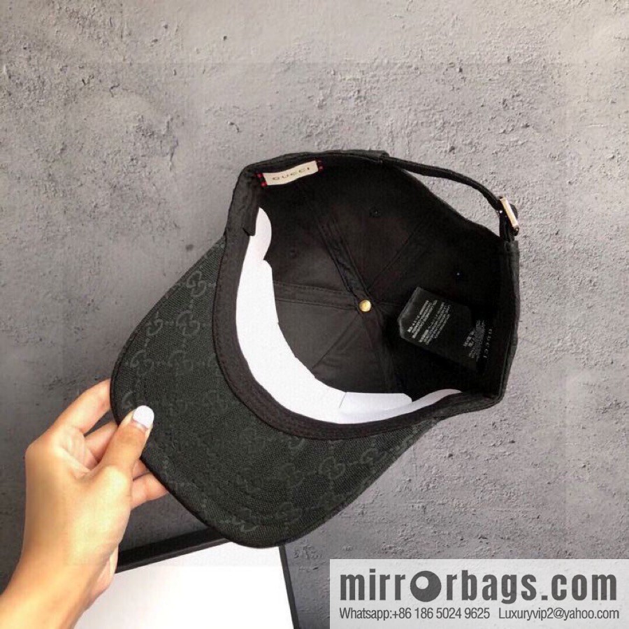 GUCCI Gucci simple atmosphere embroidered baseball cap