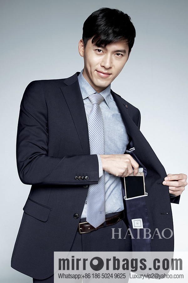 LV Louis Vuitton 100% Top Jacquard Silk L Checked Tie