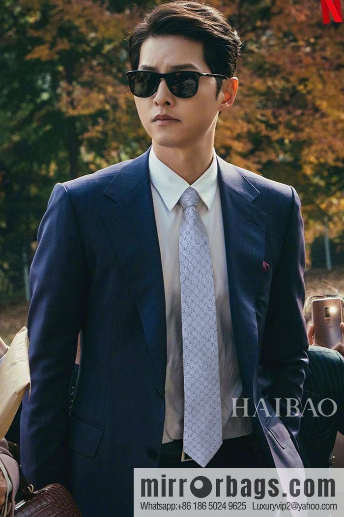 GUCCI Gucci 100% Top Jacquard Silk GG Logo Printed Tie 597126