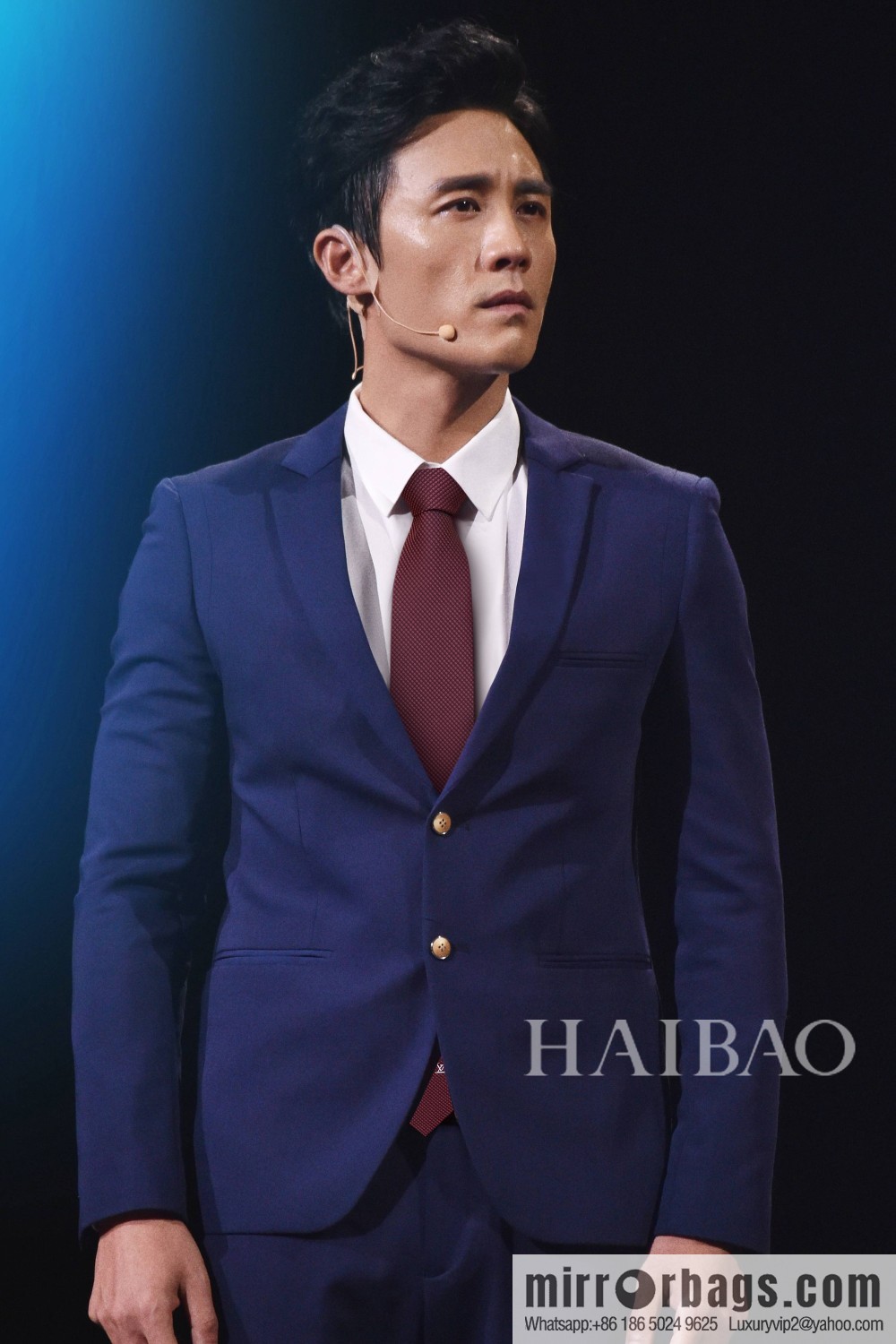 LV Louis Vuitton 100% Top Jacquard Silk Woven Checkered Tie