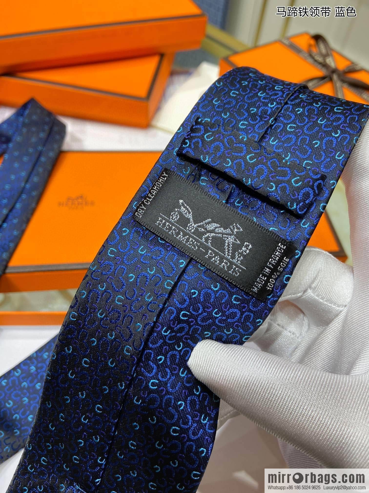 Hermes 100% Premium Twill Silk Horseshoe Tie