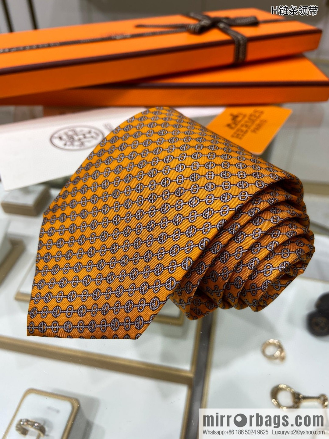 Hermes 100% Premium Twill Silk Chain Tie