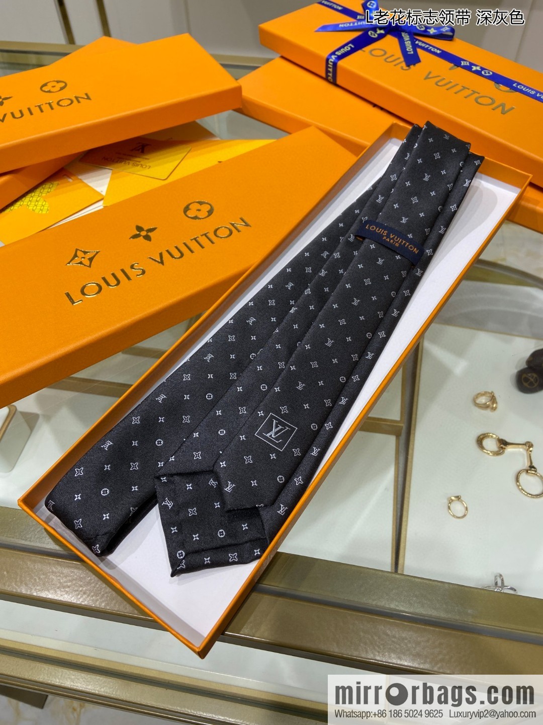 LV Louis Vuitton 100% Top Jacquard Silk Logo Tie