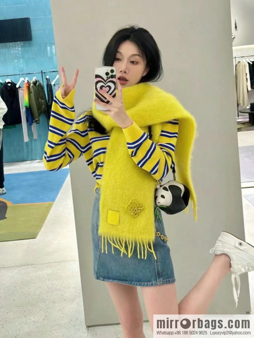 LOEWE new mohair brooch scarf