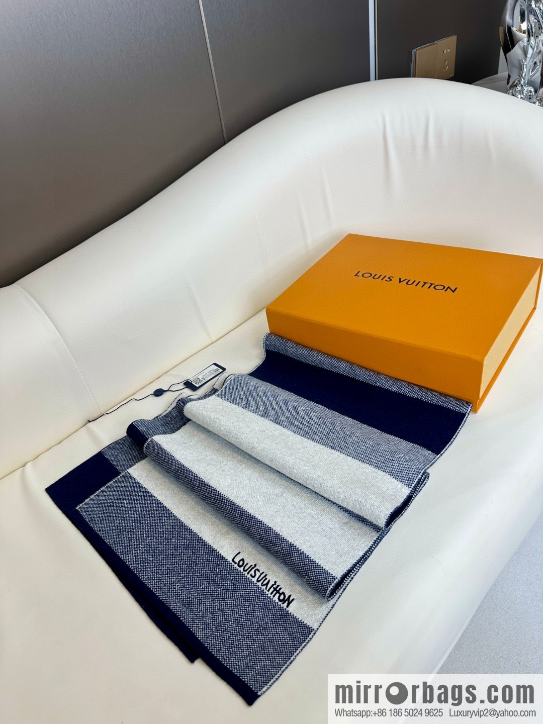 LV Knitted Striped, Unisex Scarf