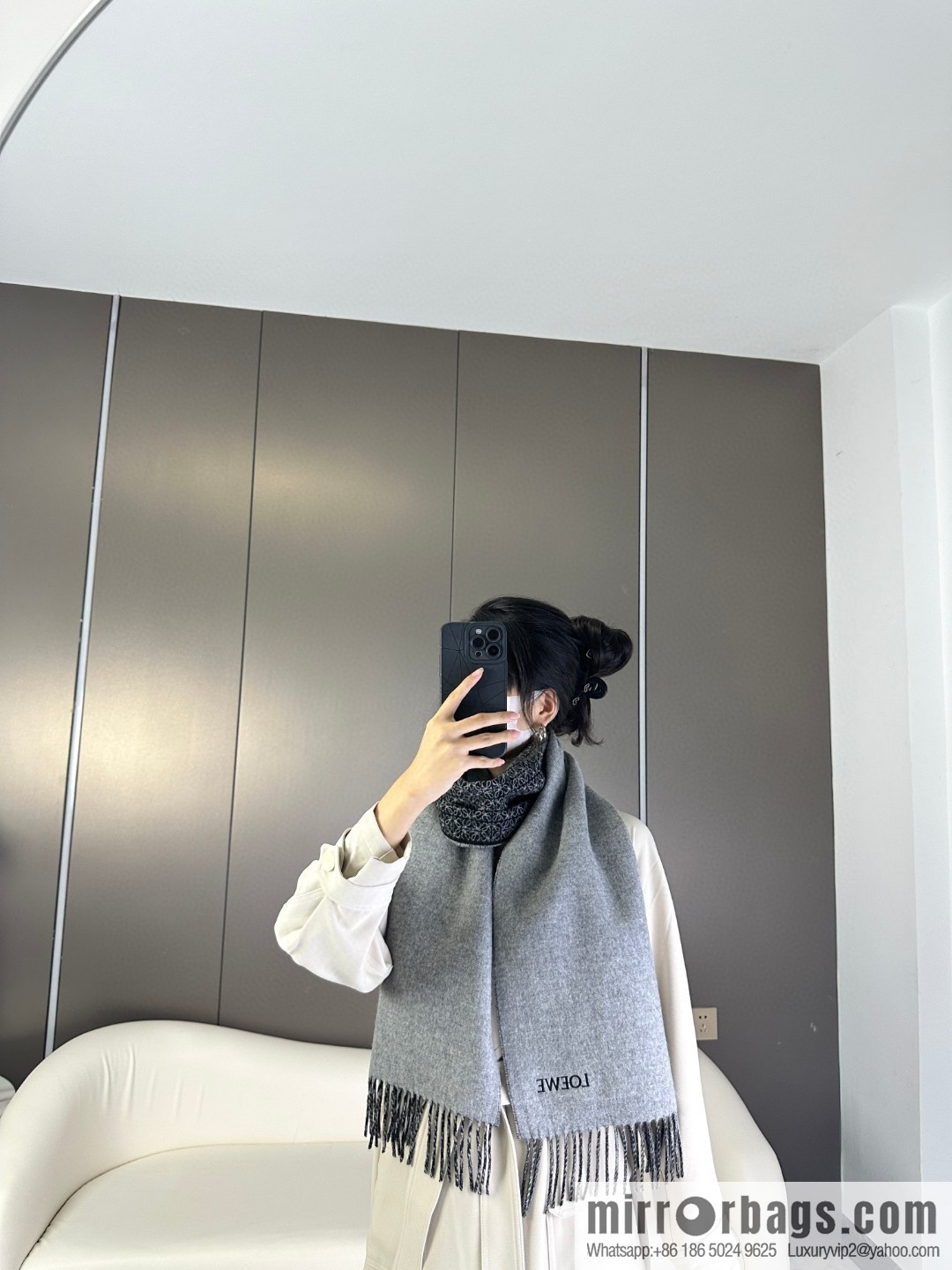 LOEWE Medium Gram Double Sided Wool and Cashmere Blended Double Sided Scarf