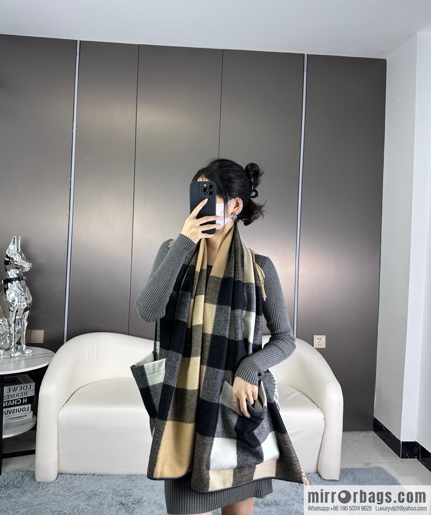 Burberry, the latest logo plaid cape large shawl