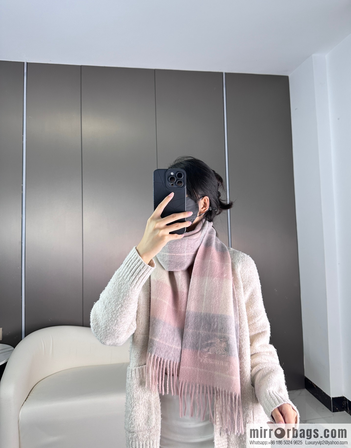 Burberry, counter-grade classic cashmere plaid scarf