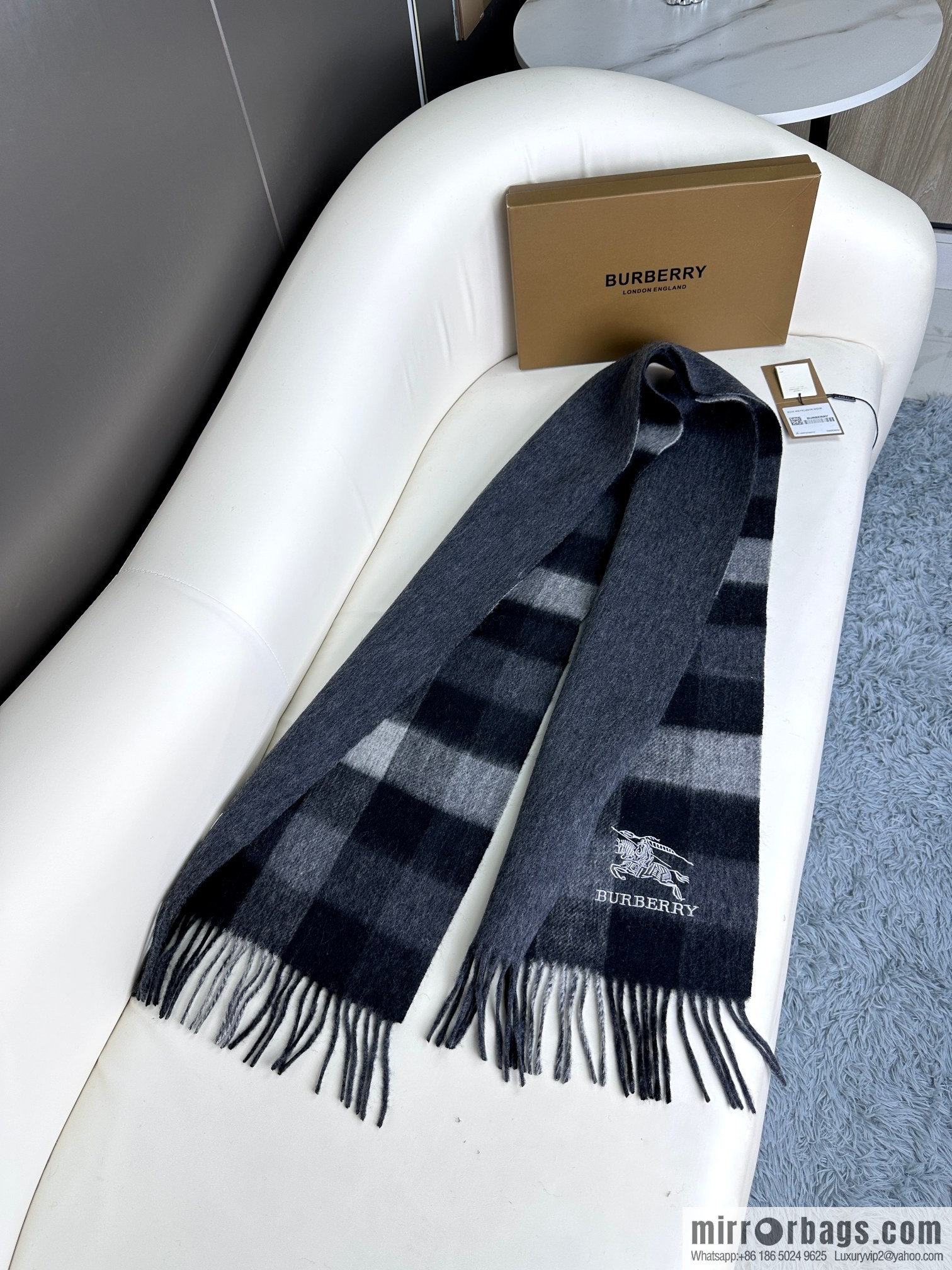 Burberry, counter-grade classic cashmere plaid scarf