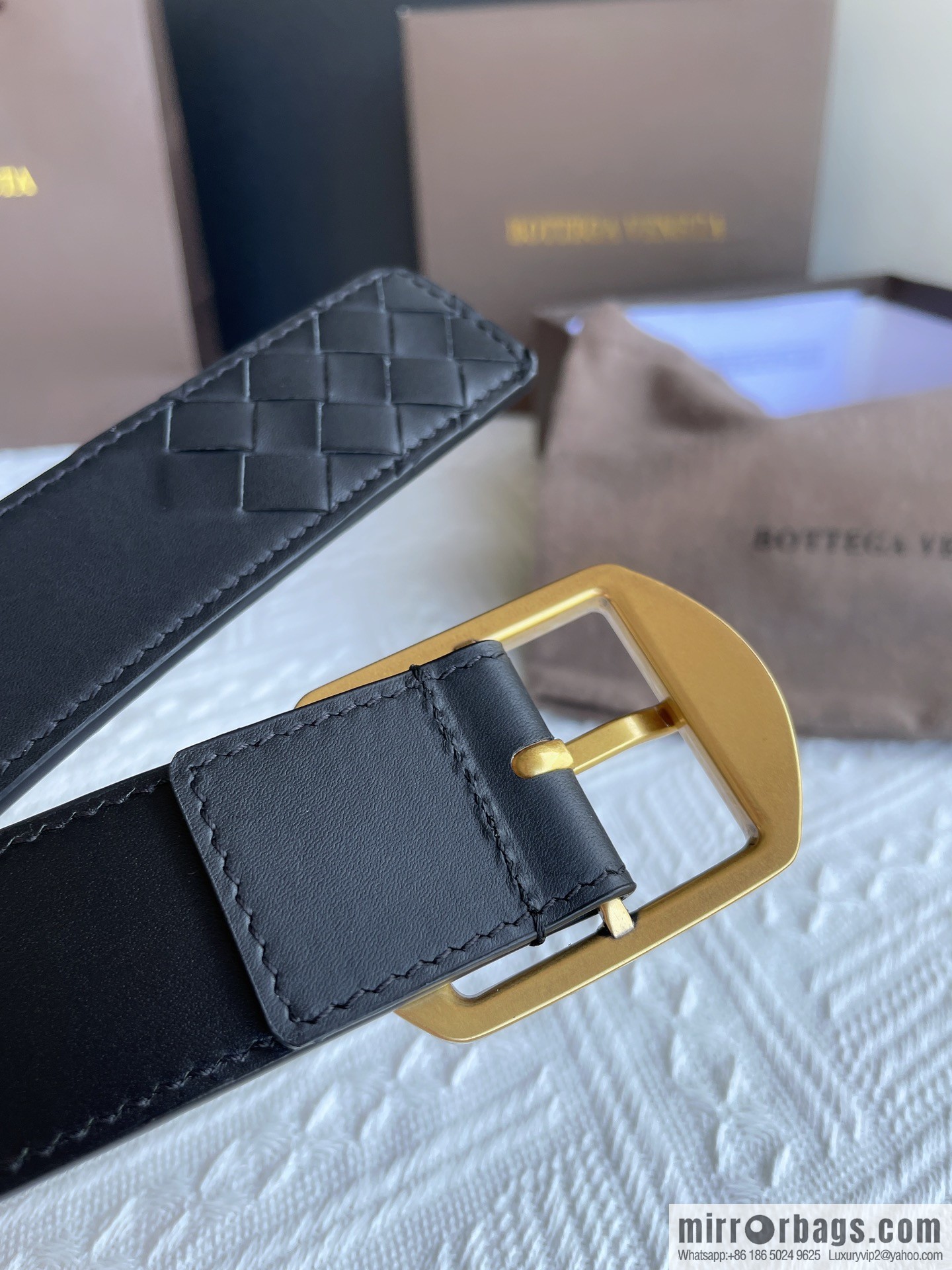 Bottega Veneta, imported cowhide with hand-woven exquisite pin buckle men's belt 3.5cm