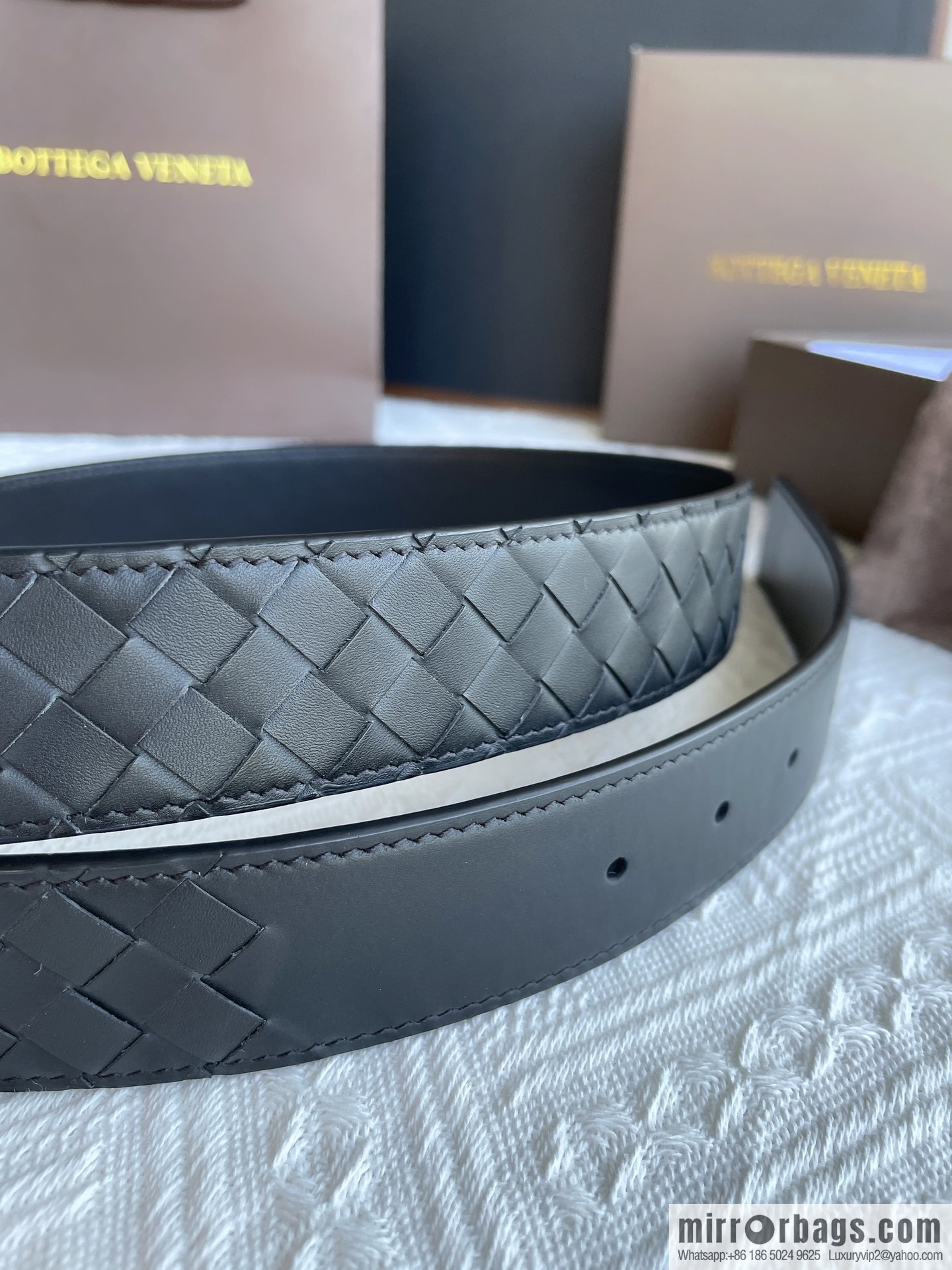 Bottega Veneta, imported cowhide with hand-woven exquisite pin buckle men's belt 3.5cm