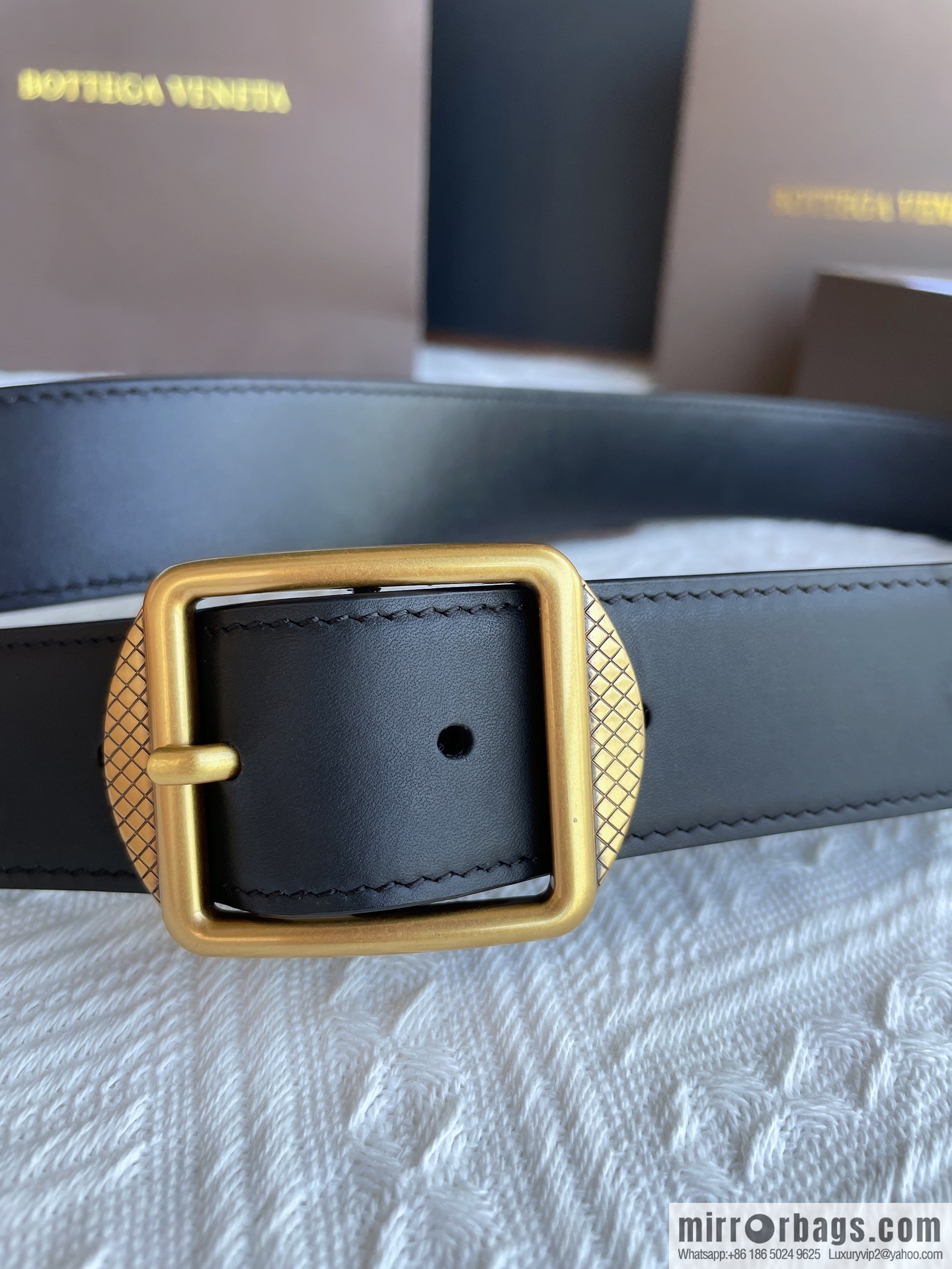Bottega Veneta, imported cowhide with hand-woven exquisite pin buckle men's belt 3.5cm