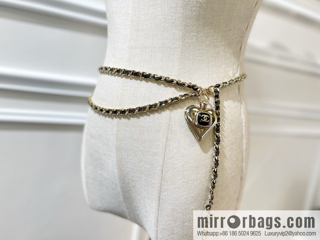 2021 new Chanel double c peach heart black leather rope waist chain belt