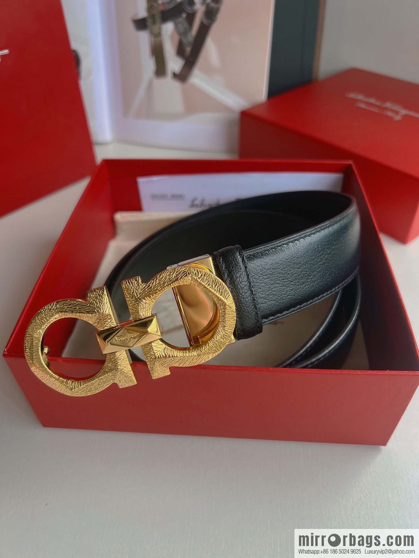 Ferragamo Ferragamo, a selection of high-quality materials for men's business 3.5cm belt