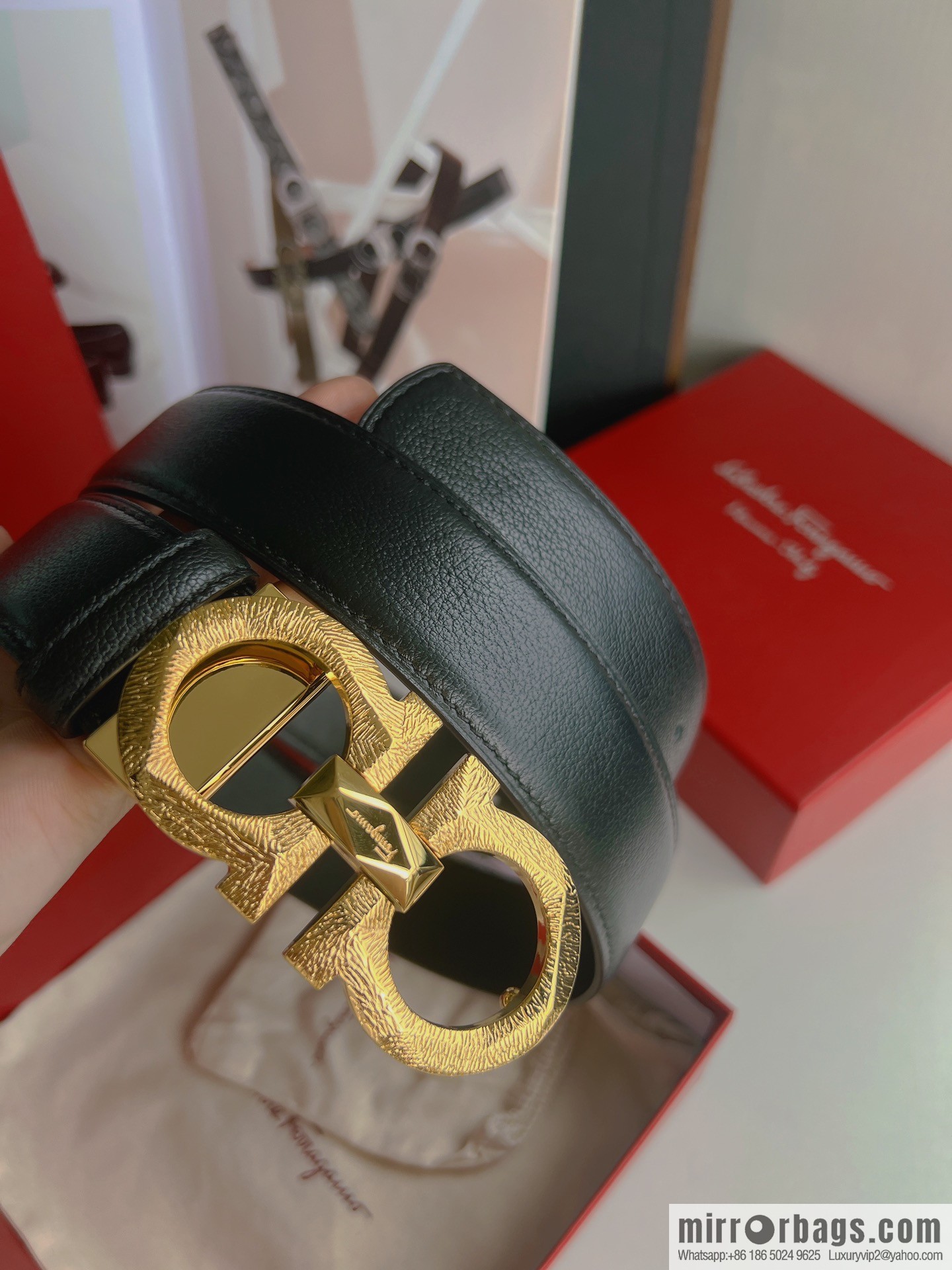 Ferragamo Ferragamo, a selection of high-quality materials for men's business 3.5cm belt