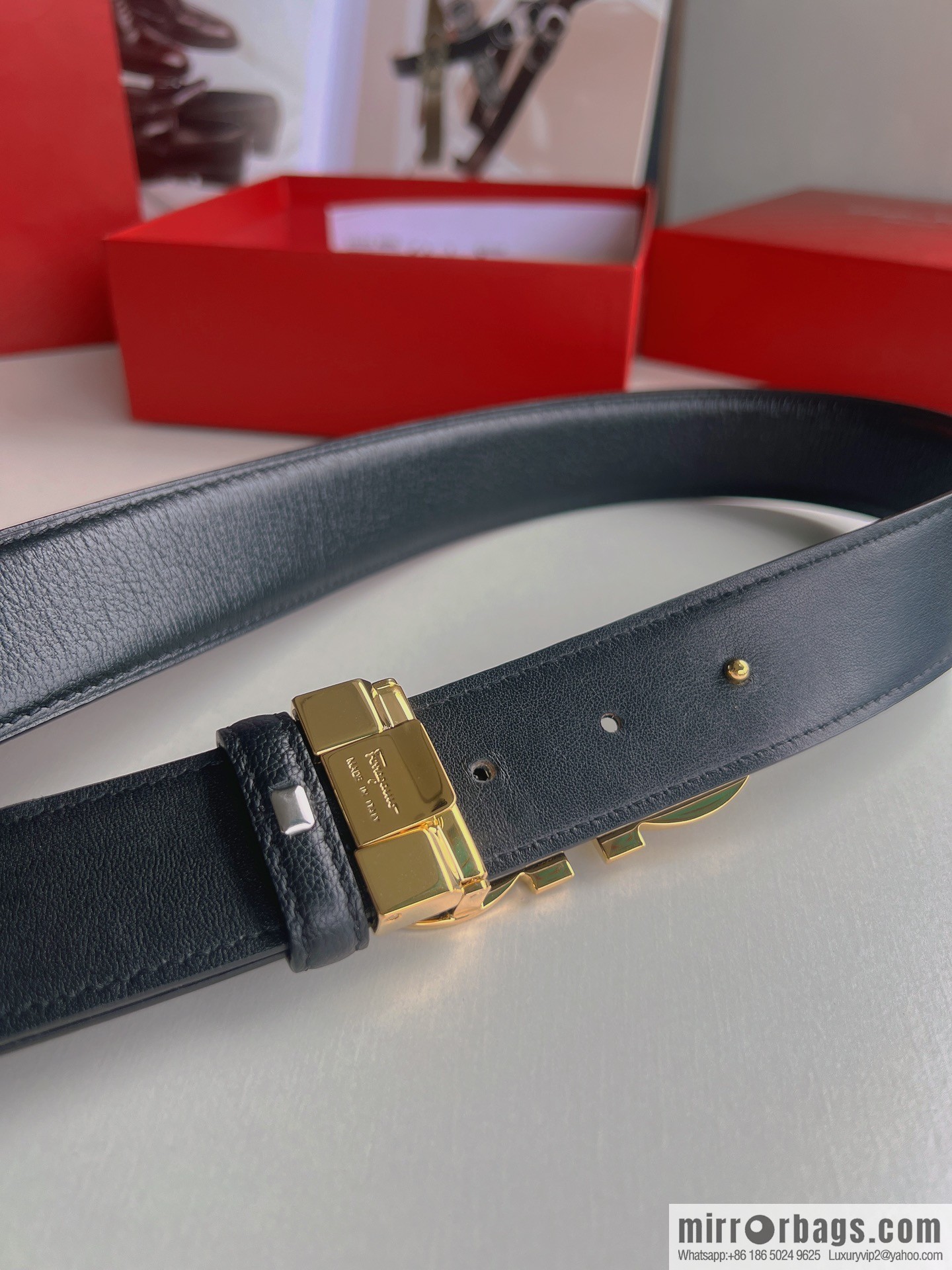 Ferragamo Ferragamo, a selection of high-quality materials for men's business 3.5cm belt
