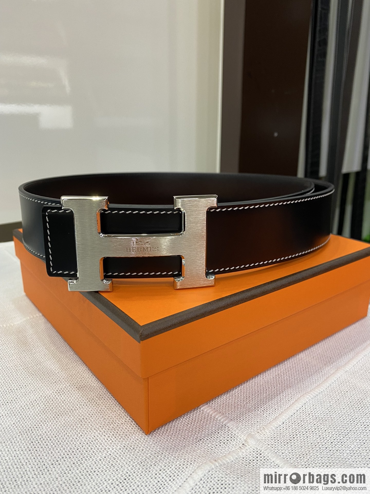 Hermès, stainless steel horse-drawn carriage micro-welding process button head buckle, double-sided delicate cowhide belt