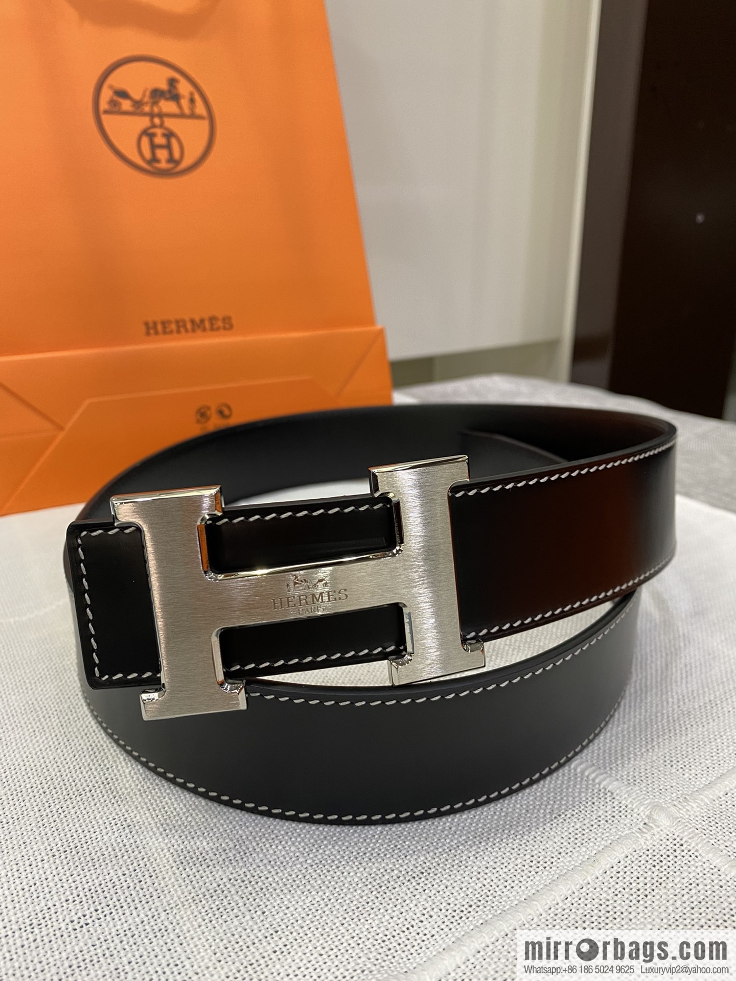 Hermès, stainless steel horse-drawn carriage micro-welding process button head buckle, double-sided delicate cowhide belt