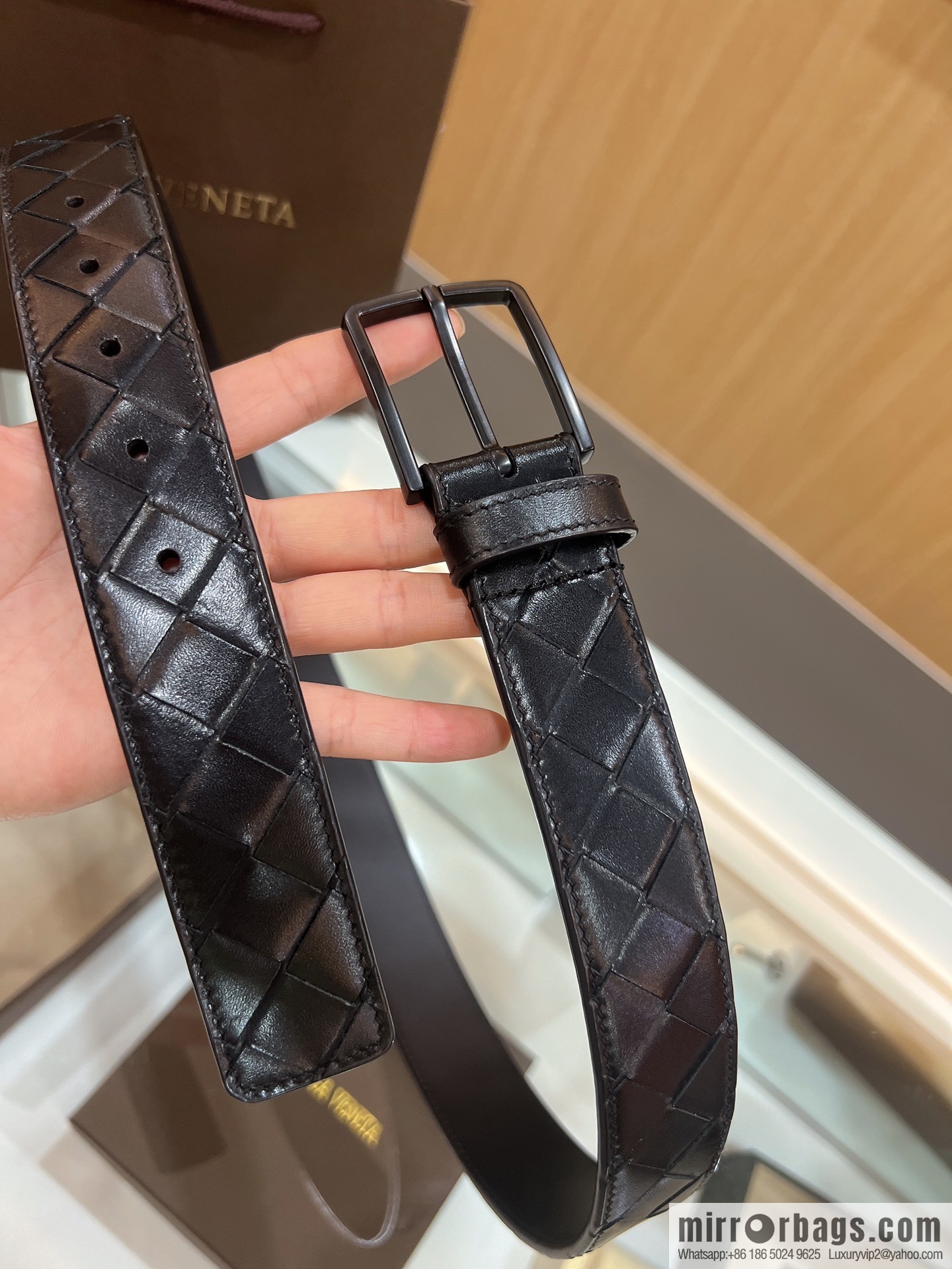 BV Baodian Home, imported cowhide with hand-woven sand needle buckle men's 3.5cm belt