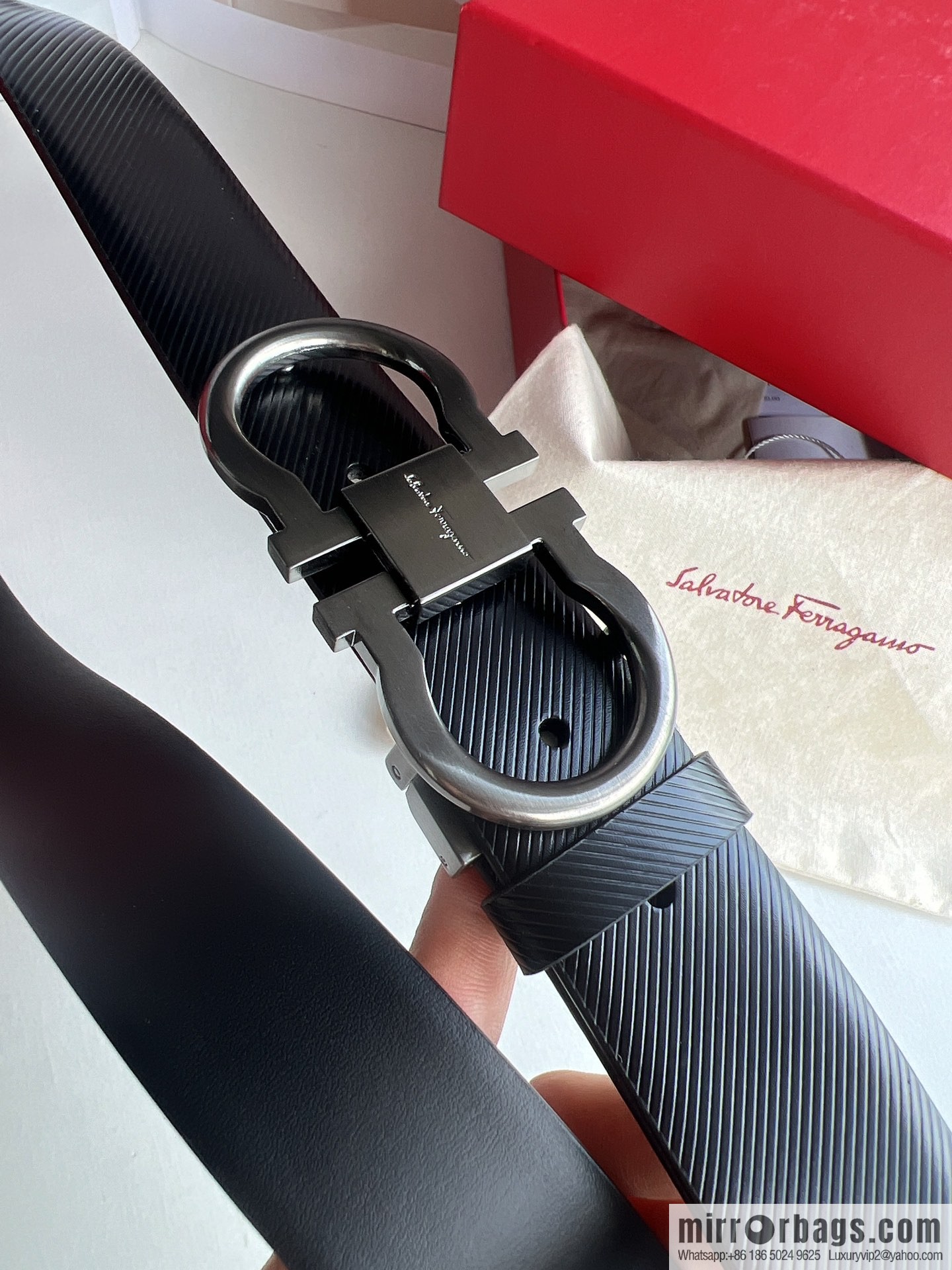 Ferragamo Ferragamo, Cowhide Embossed Gancini Metal Buckle Men's 3.5cm Belt