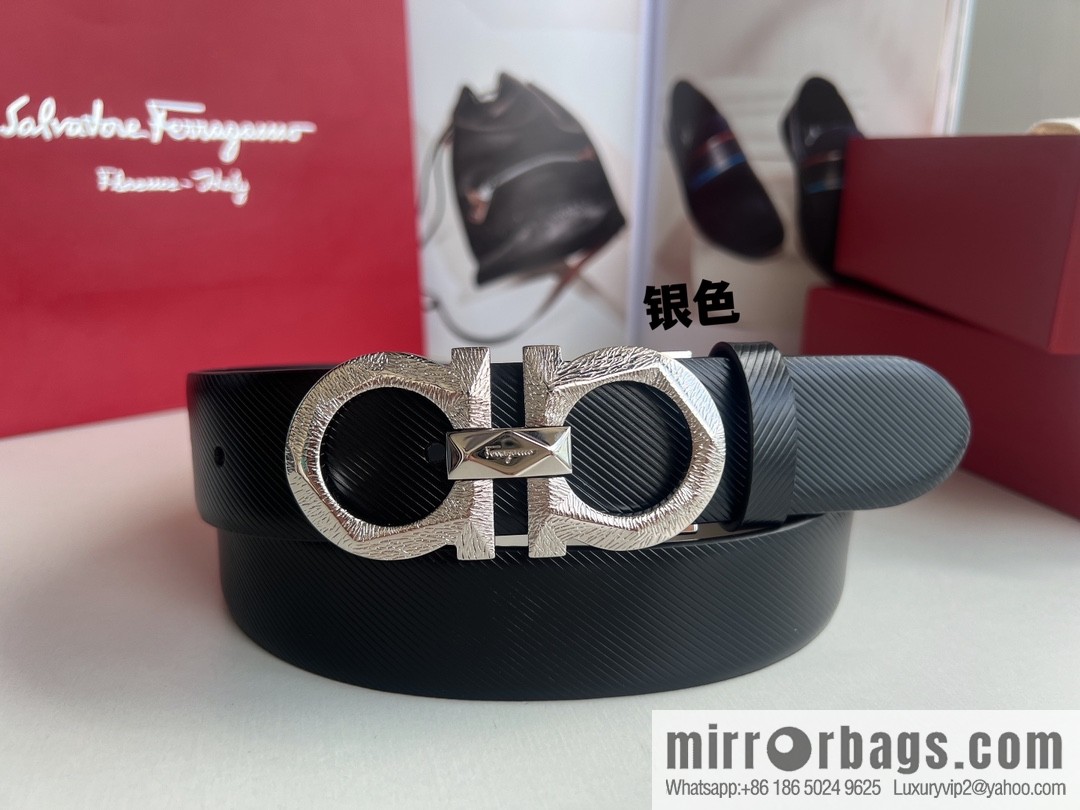 Ferragamo Ferragamo, first layer cowhide embossed pattern Gancini pattern metal buckle men's 3.5cm belt