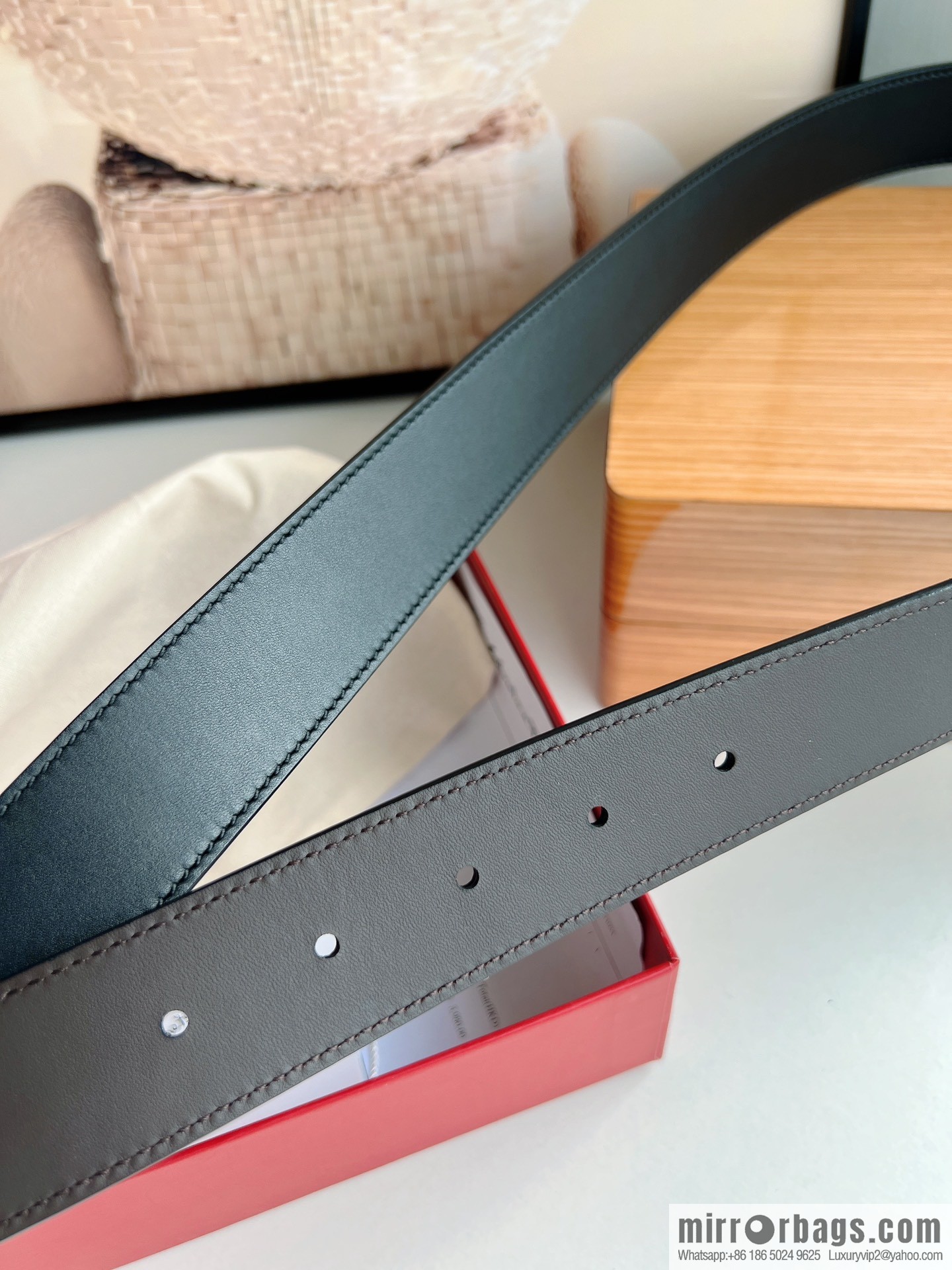 Ferragamo 8-figure buckle oblique inner profile polished double-sided first-layer cowhide belt 3.5cm