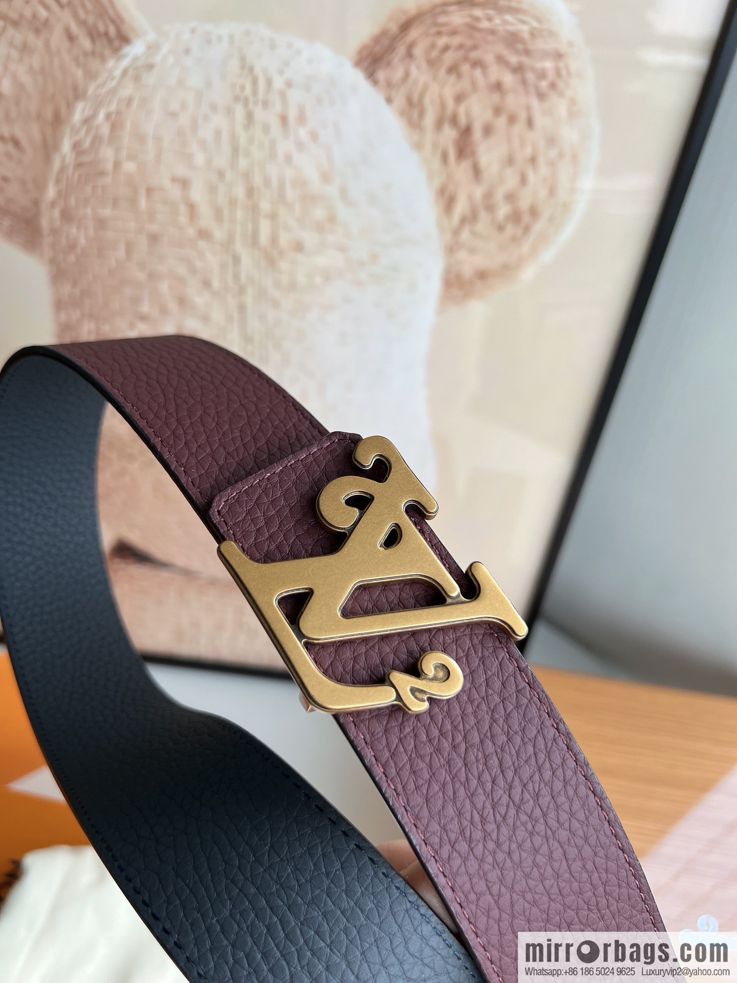 LV/Louis Vuitton, exquisite craftsmanship presents luxury and exquisite men's 4.0cm belt