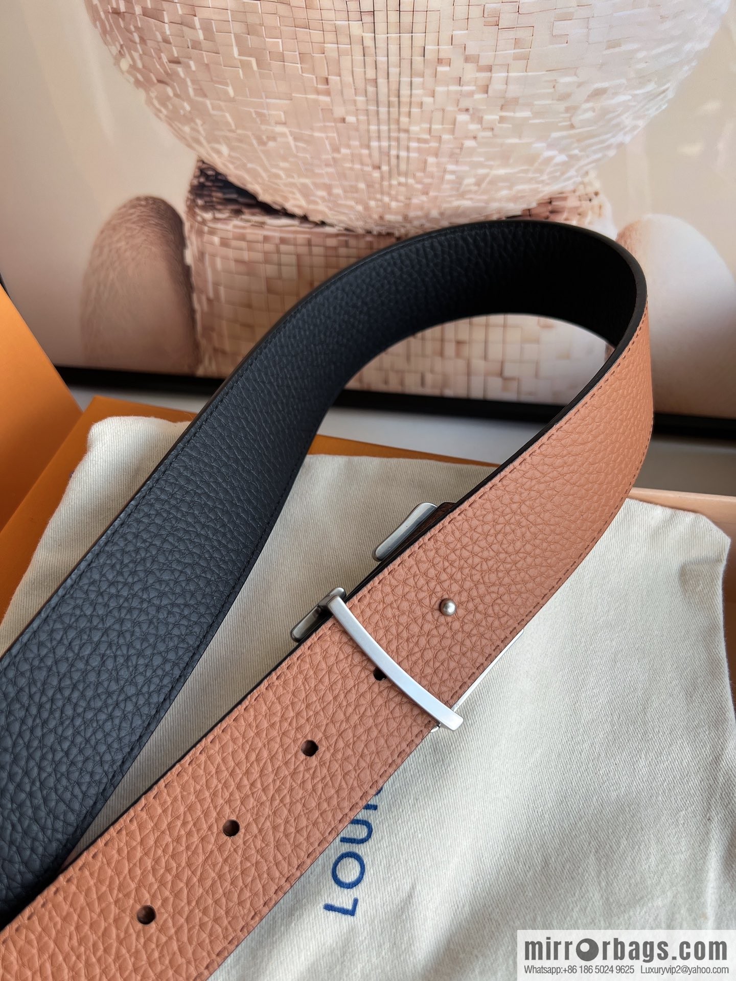 LV/Louis Vuitton, exquisite craftsmanship presents luxury and exquisite men's 4.0cm belt