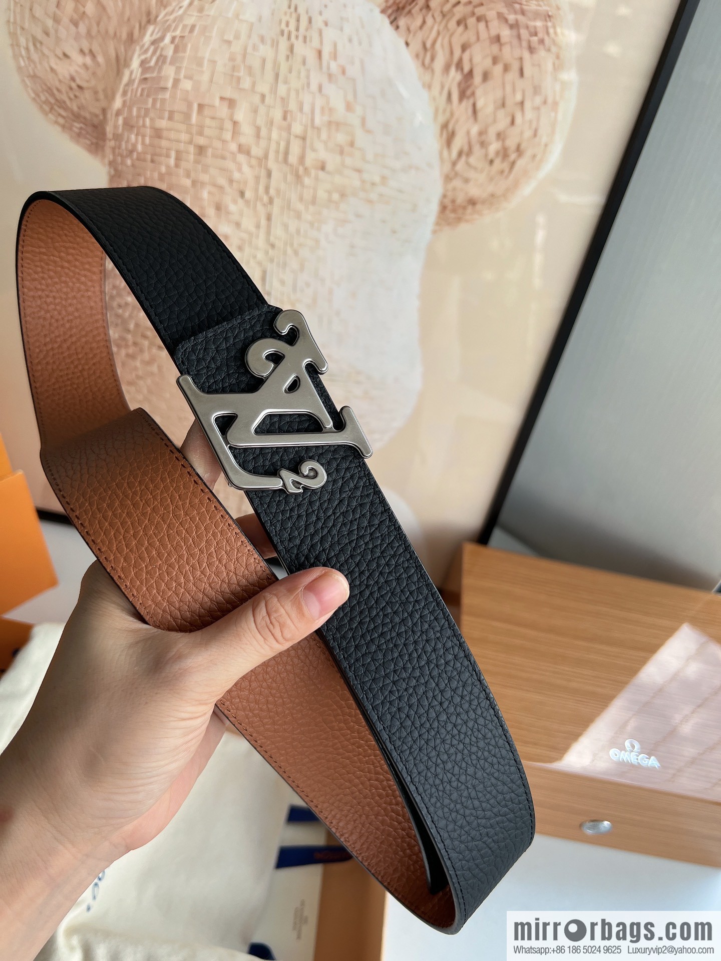 LV/Louis Vuitton, exquisite craftsmanship presents luxury and exquisite men's 4.0cm belt