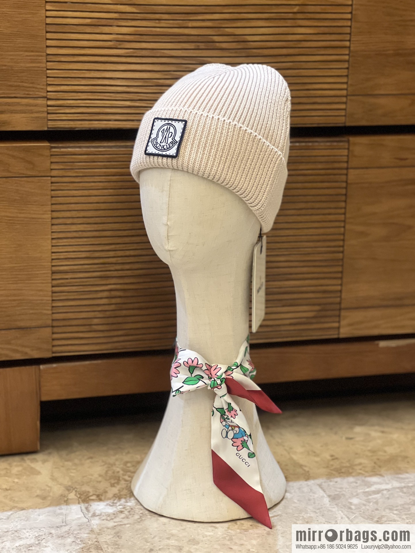 Moncler explosive personality LOGO knitted hat