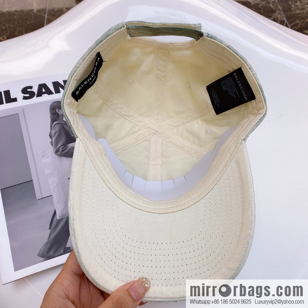 BALENCIAGA Balenciaga's new shampoo gray brim letter logo baseball cap
