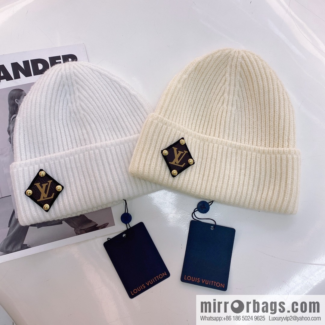 LV Louis Vuitton autumn and winter wool knitted wool hat