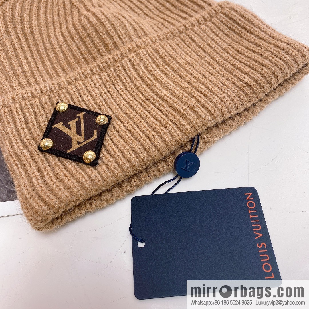 LV Louis Vuitton autumn and winter wool knitted wool hat